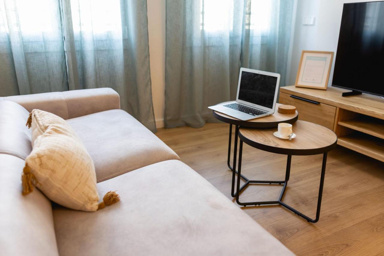 Bravissimo Tarla, 2-Bedroom Apartment Girona Luaran gambar