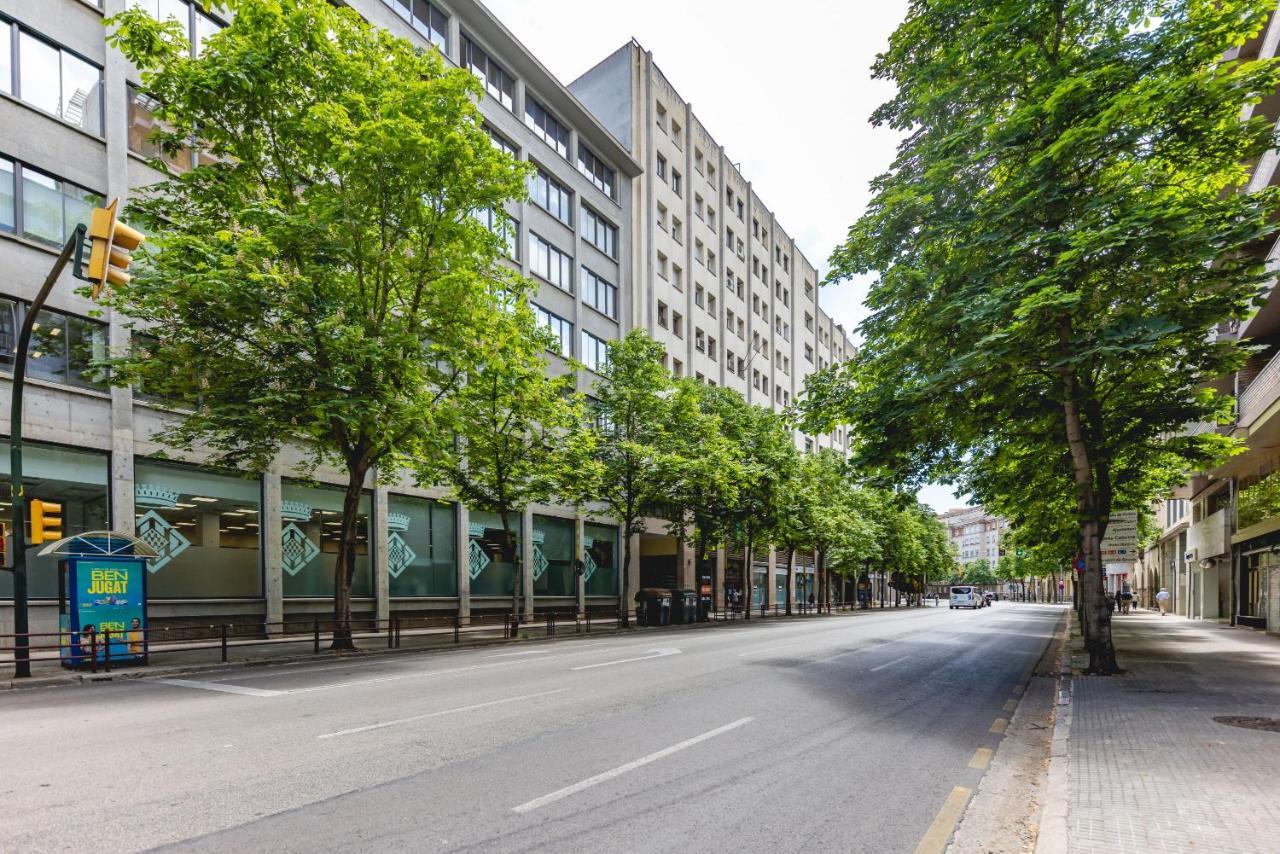 Bravissimo Tarla, 2-Bedroom Apartment Girona Luaran gambar